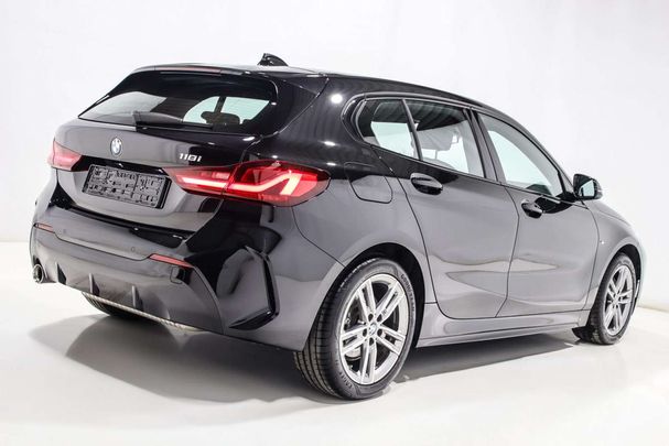 BMW 118i 100 kW image number 3