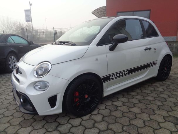 Abarth 595C 1.4 T Jet 180 132 kW image number 1