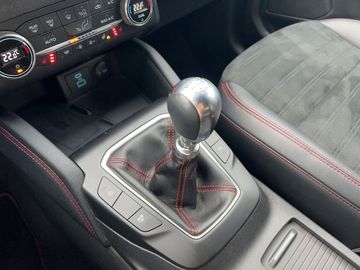 Car image 26