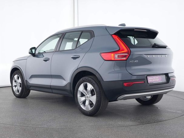 Volvo XC40 Momentum 110 kW image number 8