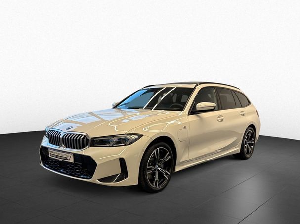 BMW 330e Touring M Sport 215 kW image number 1