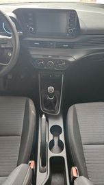 Car image 11