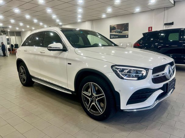 Mercedes-Benz GLC 300 e 4Matic 235 kW image number 2