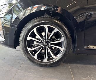 Car image 37