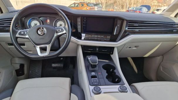 Volkswagen Touareg 4Motion 210 kW image number 13