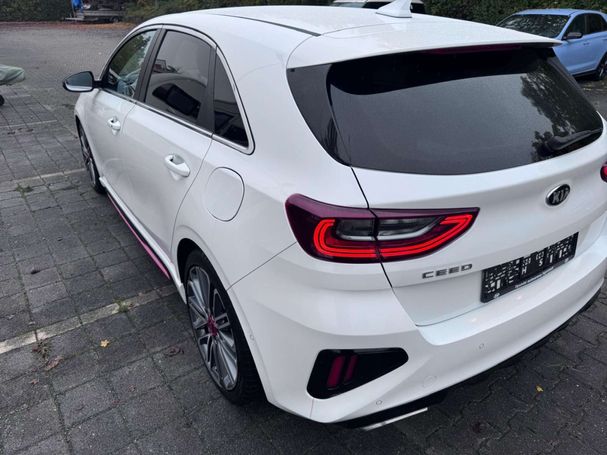 Kia Ceed GT 150 kW image number 9