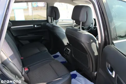 Car image 34