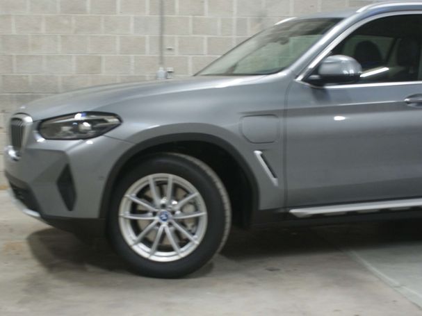 BMW X3 xDrive 200 kW image number 1