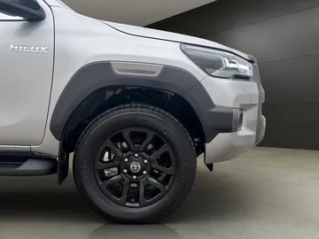Car image 37