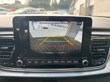 Car image 30
