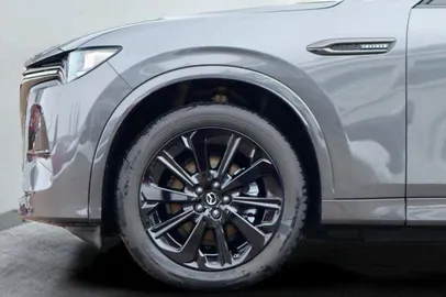Car image 30
