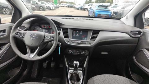 Car image 26