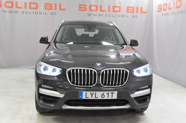 BMW X3 xDrive30e 216 kW image number 3