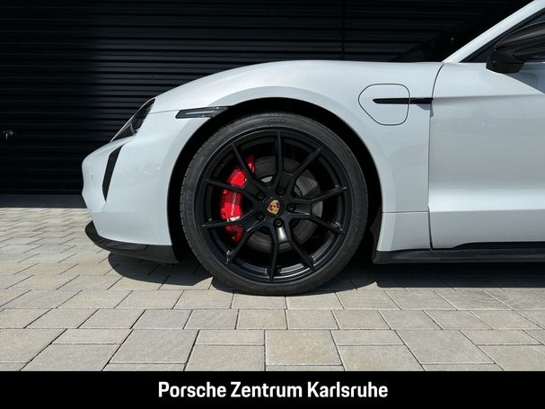 Porsche Taycan GTS 440 kW image number 6