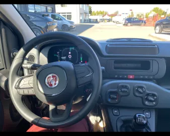 Car image 10