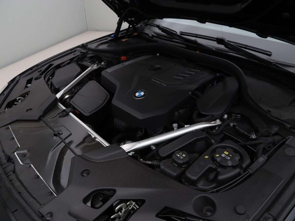 BMW 520i 135 kW image number 5