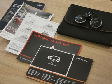 Car image 27