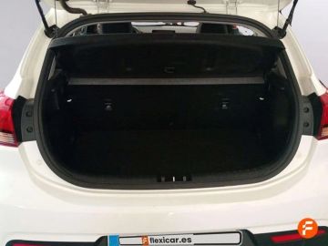 Car image 29