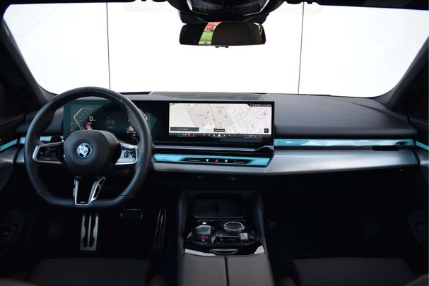 BMW 530 e 220 kW image number 3