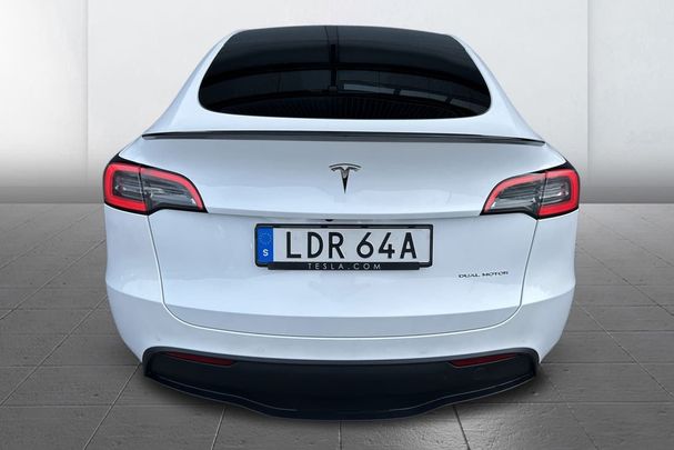 Tesla Model Y Long Range AWD 378 kW image number 8