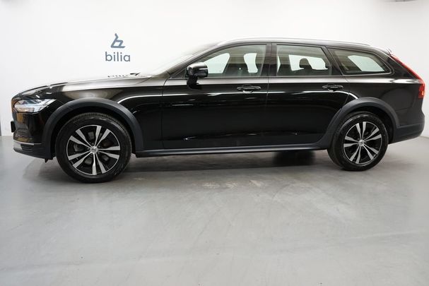 Volvo V90 Cross Country B4 Diesel AWD 147 kW image number 2