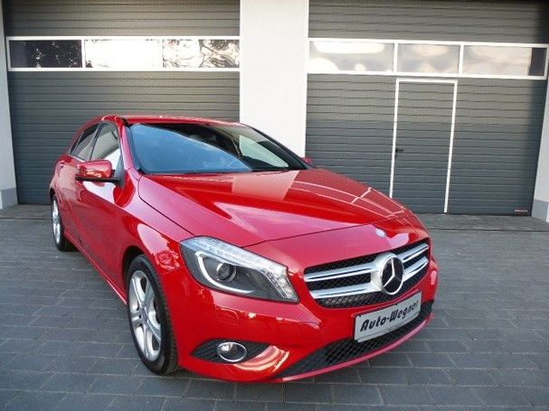 Mercedes-Benz A 180 BlueEFFICIENCY 90 kW image number 1