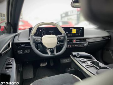 Car image 28