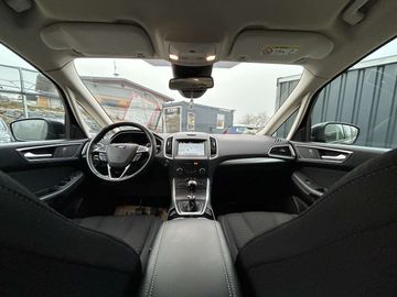 Car image 21