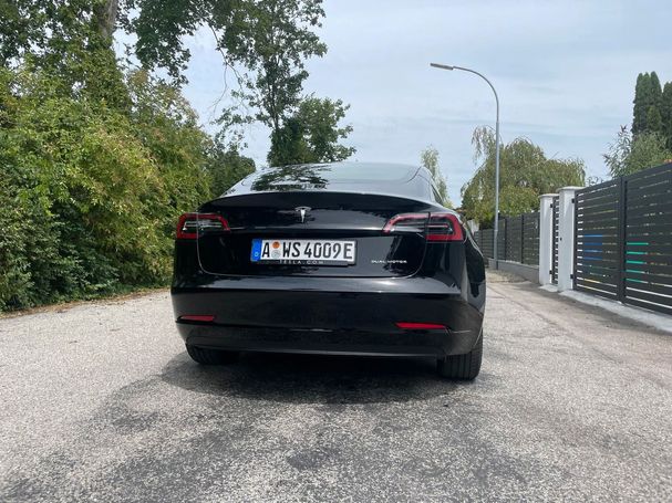 Tesla Model 3 Long Range AWD 366 kW image number 21