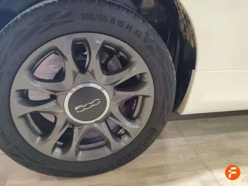 Car image 24