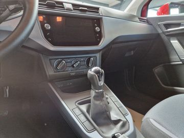 Car image 13