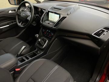 Car image 15