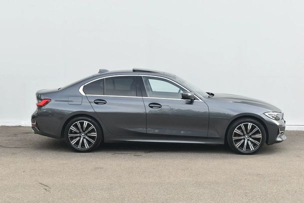 BMW 320d xDrive 140 kW image number 11