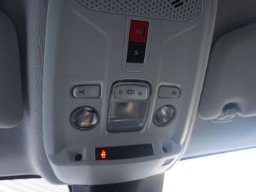 Car image 37