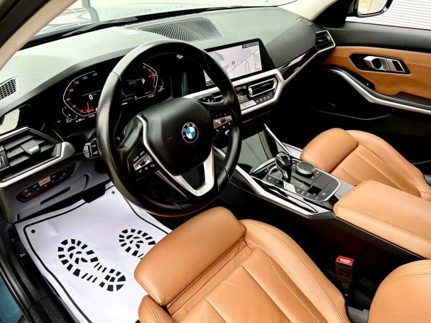 BMW 320d Touring Sport Line 140 kW image number 25