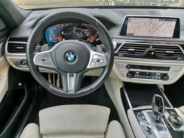 BMW 750i xDrive 390 kW image number 17