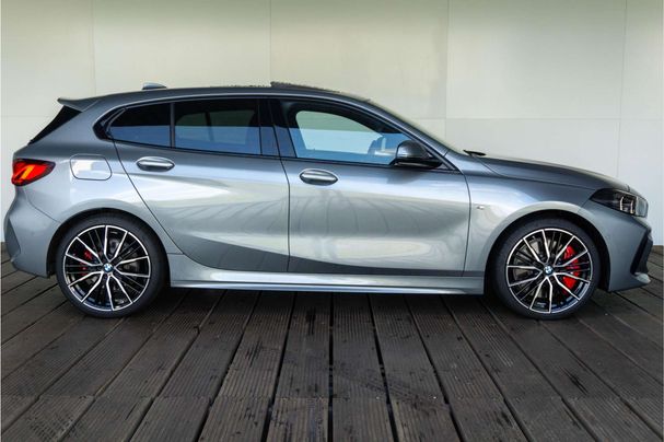 BMW 118i 100 kW image number 3