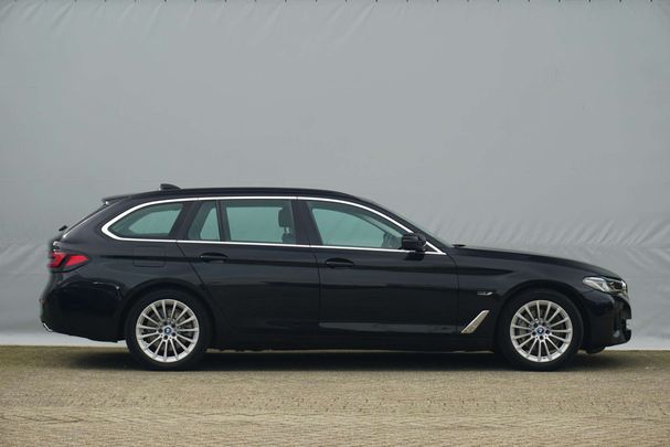 BMW 520 Touring 150 kW image number 3