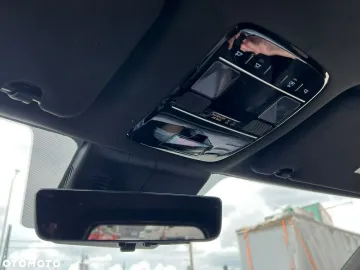 Car image 35