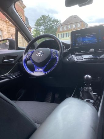 Toyota C-HR 85 kW image number 8