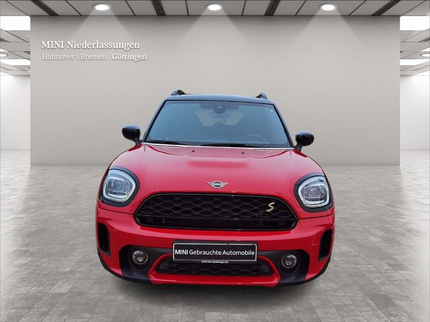 Mini Cooper SE Countryman ALL4 165 kW image number 2