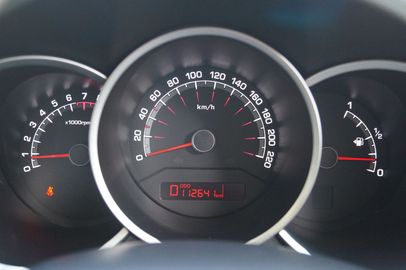 Car image 23