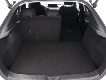 Car image 37