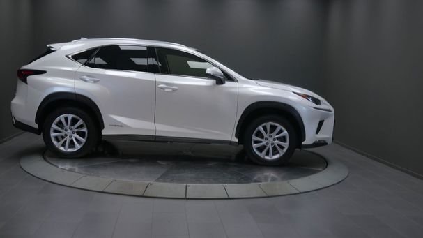 Lexus NX 300 h AWD 146 kW image number 8