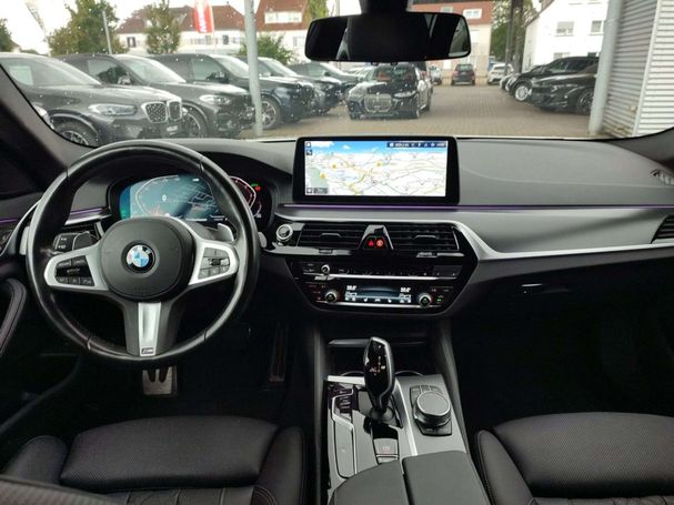 BMW 530d Touring M 210 kW image number 10