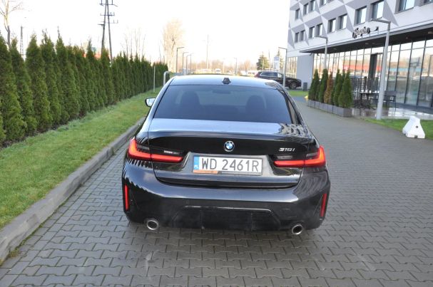 BMW 318i M Sport 115 kW image number 6