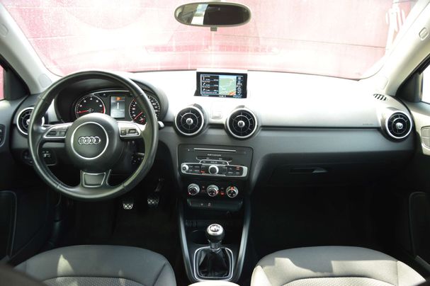 Audi A1 1.0 TFSI S-line 70 kW image number 13