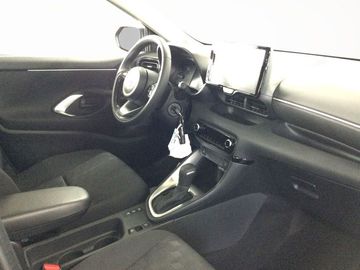 Car image 10