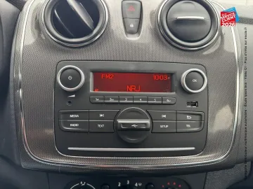 Car image 20