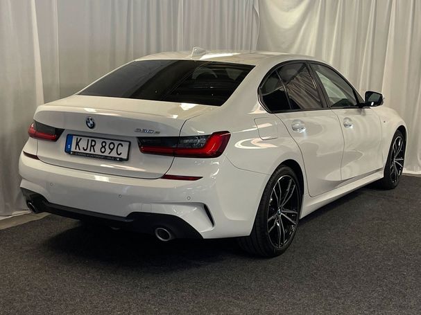 BMW 330 e M Sport 216 kW image number 3